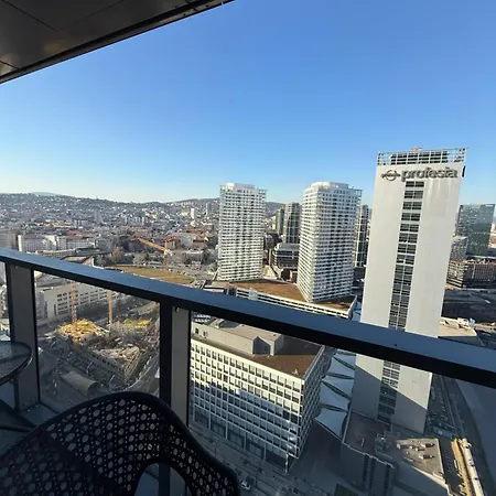 Skyluxe 25 Eurovea Tower * Bratislava