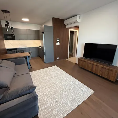 Skyluxe 25 Eurovea Tower * Bratislava