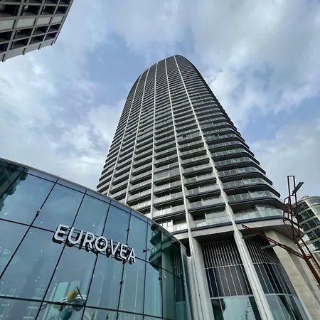 Apartment Skyluxe 25 Eurovea Tower Bratislava